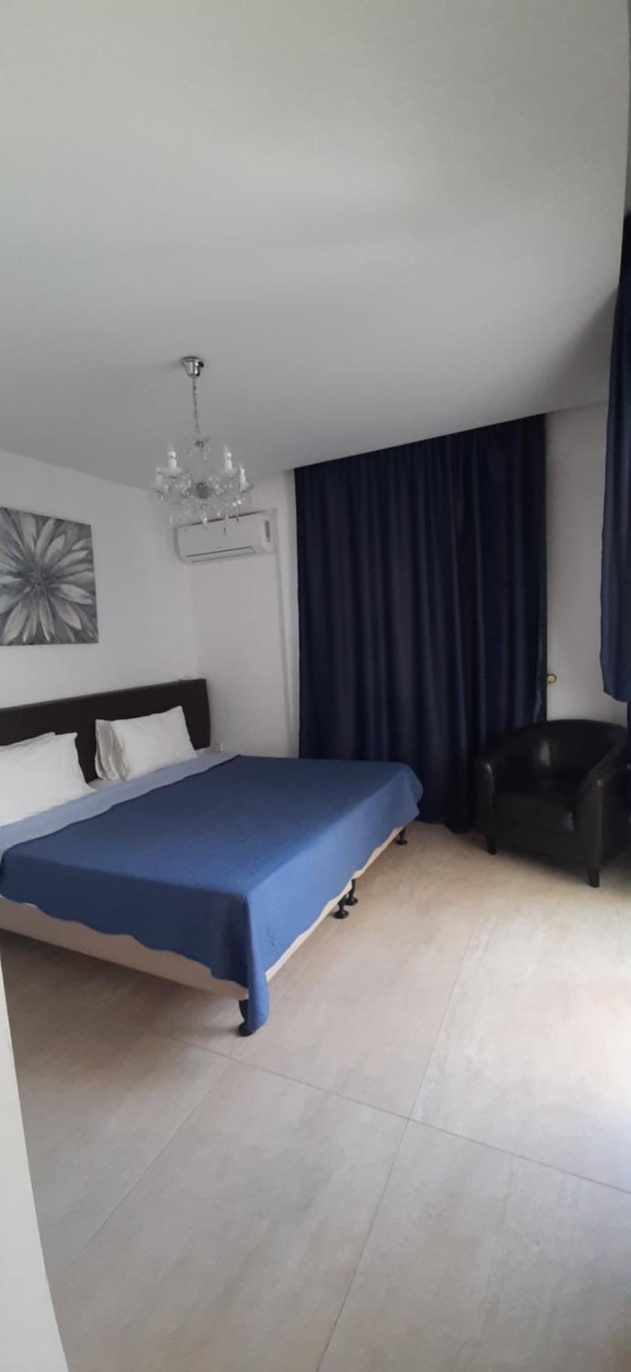 P L Panagiotis Apartment Larnaca Esterno foto
